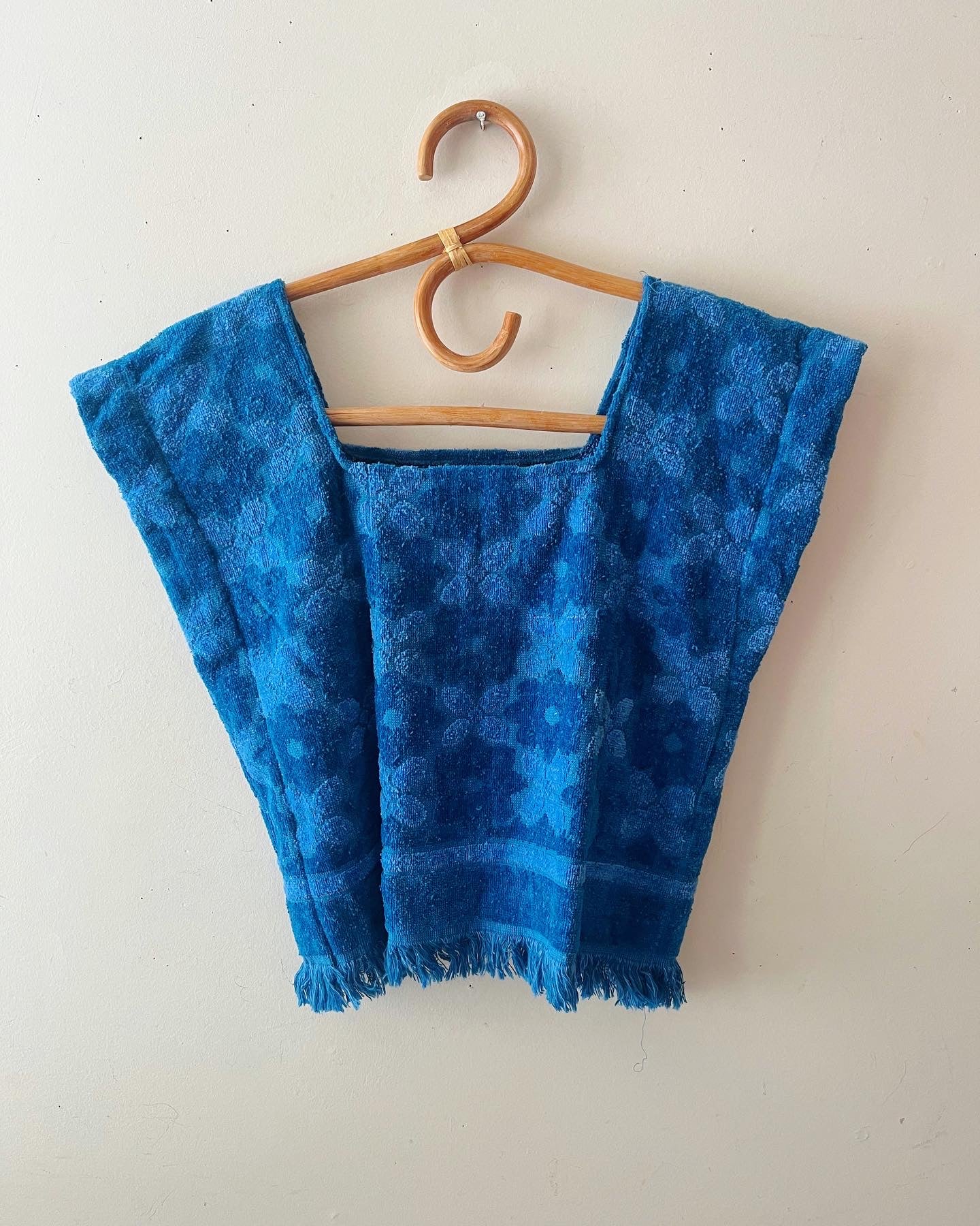 Royal Daisy Towel Top