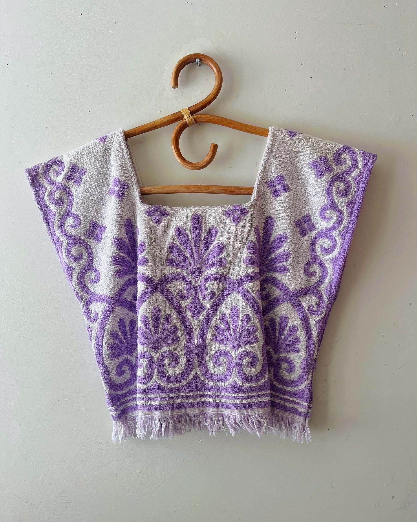 Lavender Fountain Towel Top