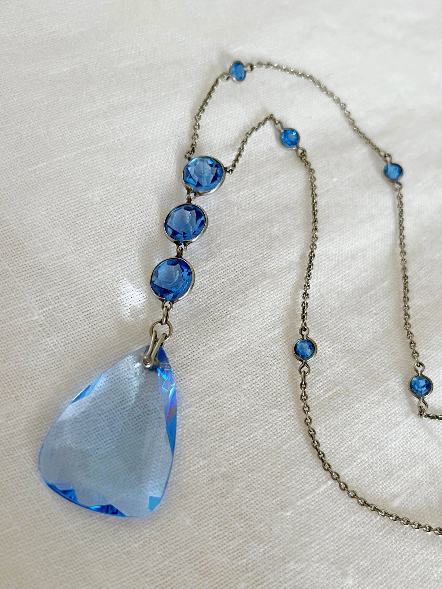 Art Deco Blue Lariat Crystal Necklace