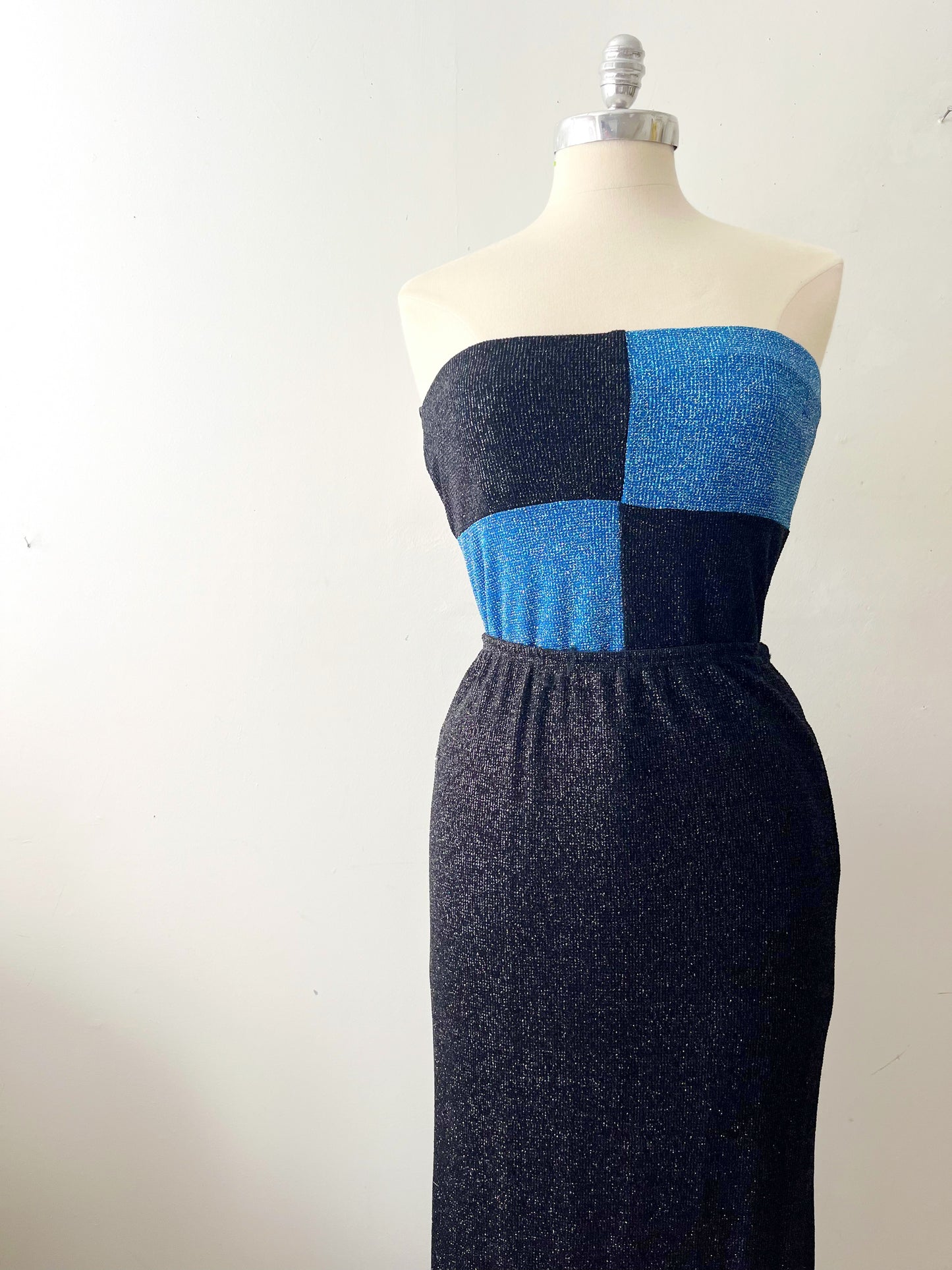 Slinky Metallic Tube Top & Maxi Skirt Set| Medium