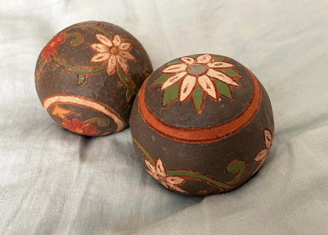 Hand Painted Pottery Decorative Balls