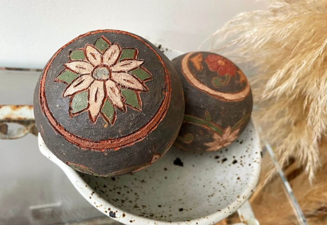 Hand Painted Pottery Decorative Balls