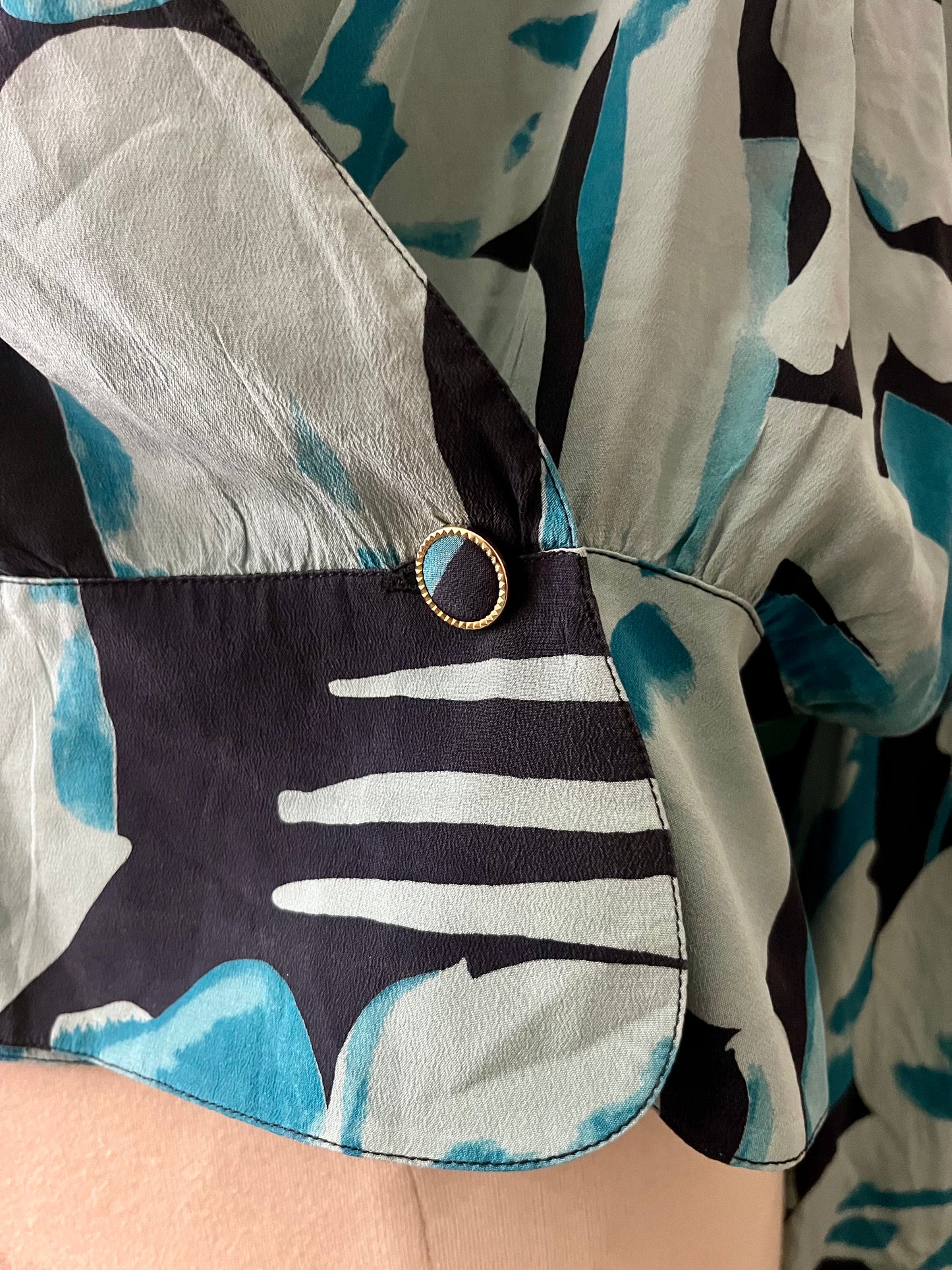 Silk Abstract Blue Print Wrap Blouse| Large