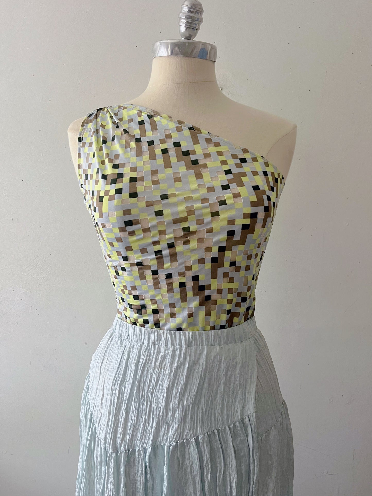 Mirco Checkered One Shoulder Top | Small