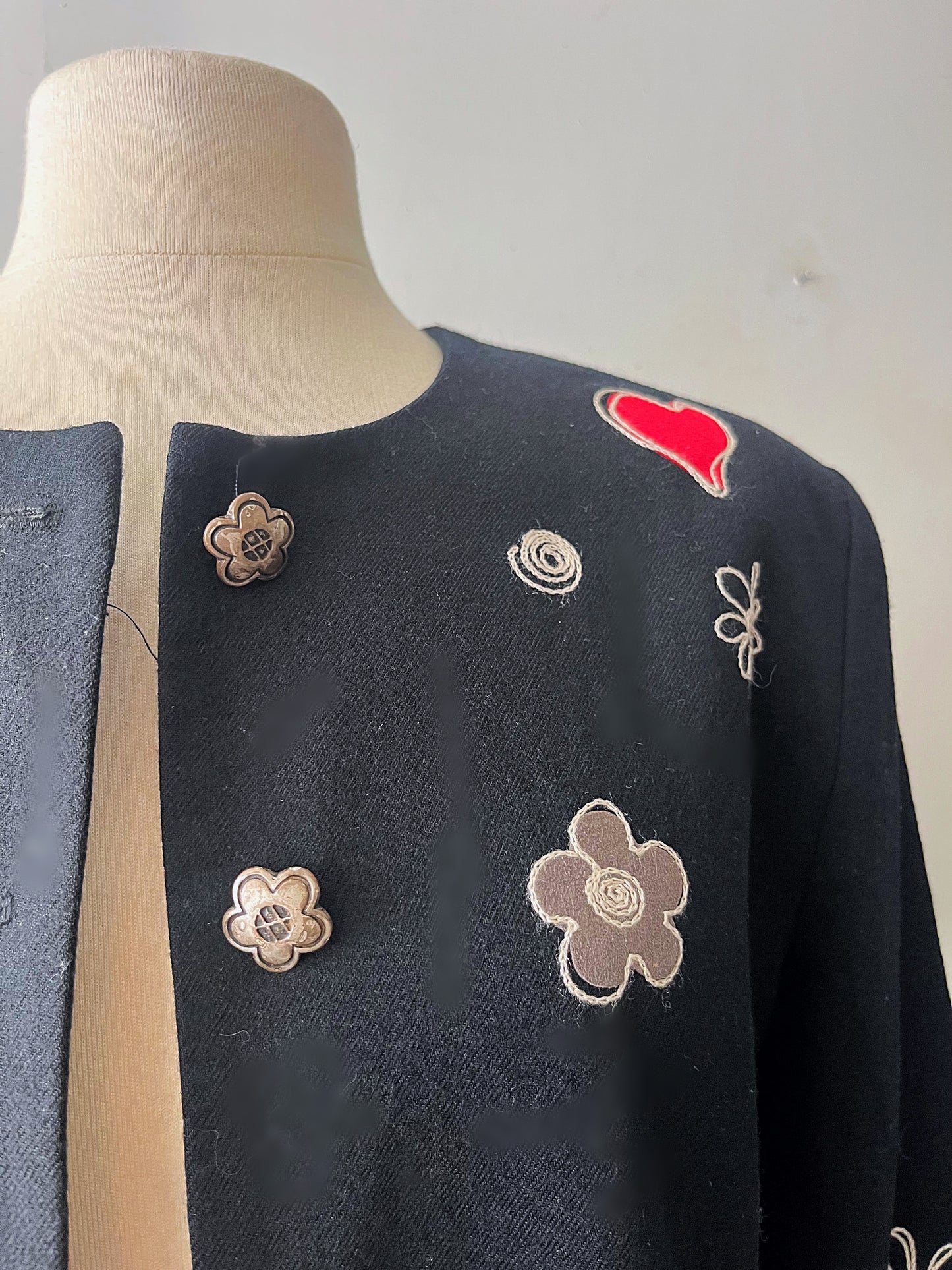 Doodle Floral & Hearts Blazer Crop Jacket| M/L