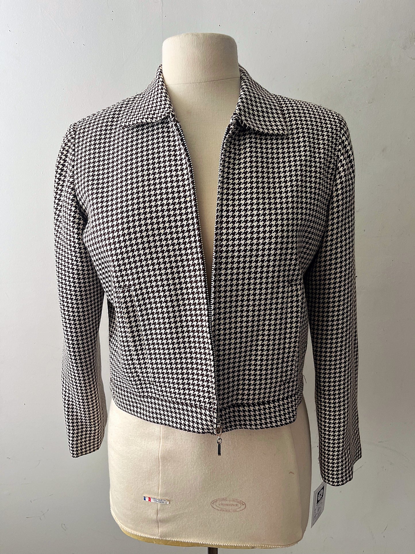 Chocolate Houndstooth Zipped Jacket| Small