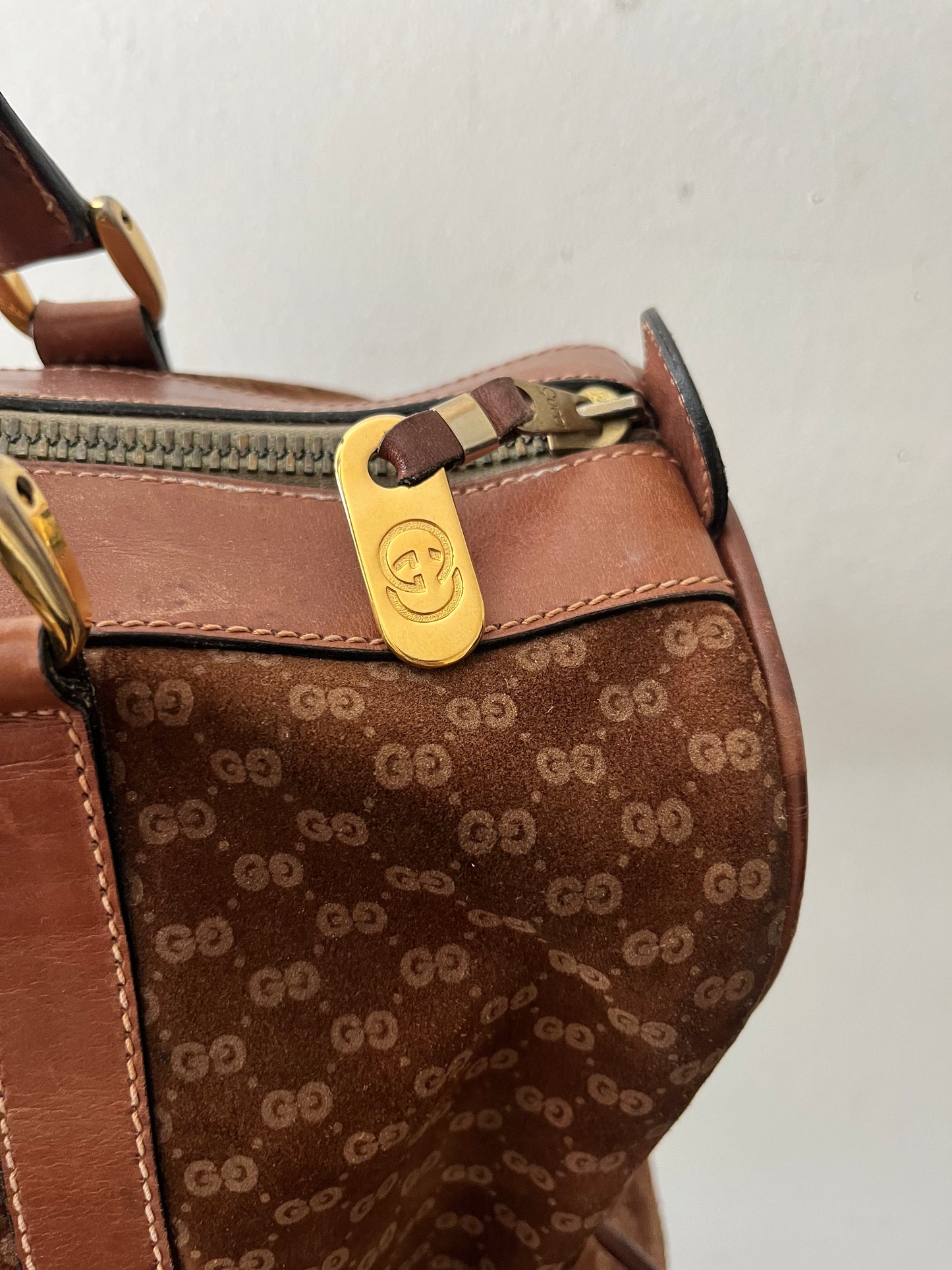 Gucci Suede Boston Handbag Purse