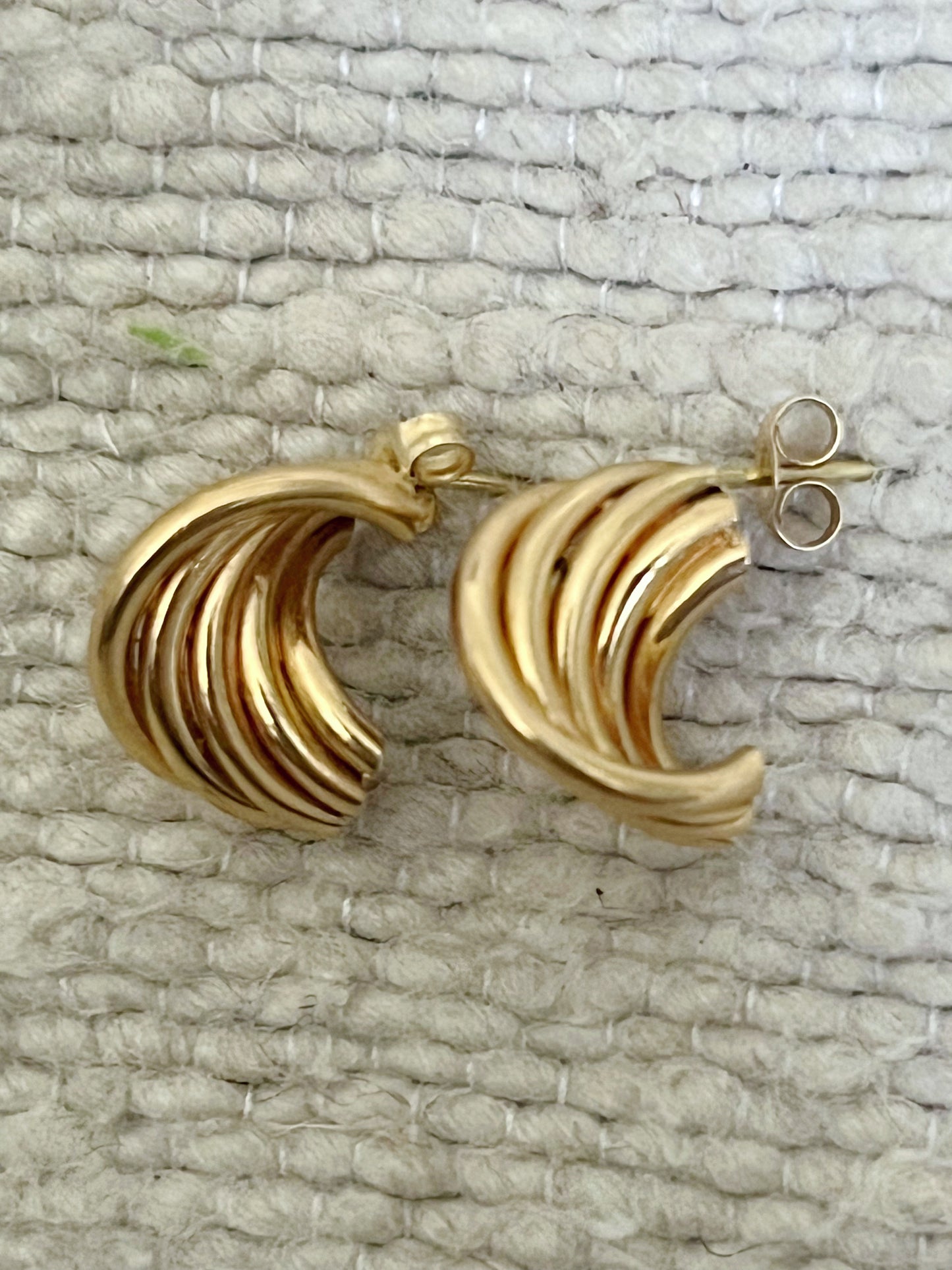 Fan Bow Earrings