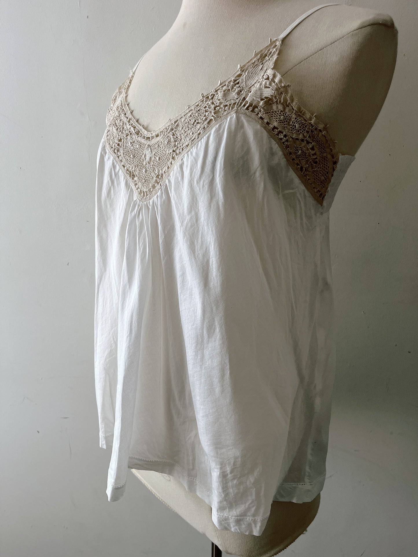 Sal May White Cotton Crochet Lace Tank| Medium
