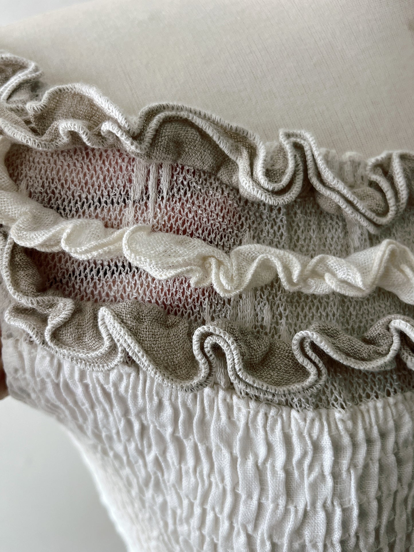 Mastro Moda Cream Linen Smocked Ruffle Top| M/L