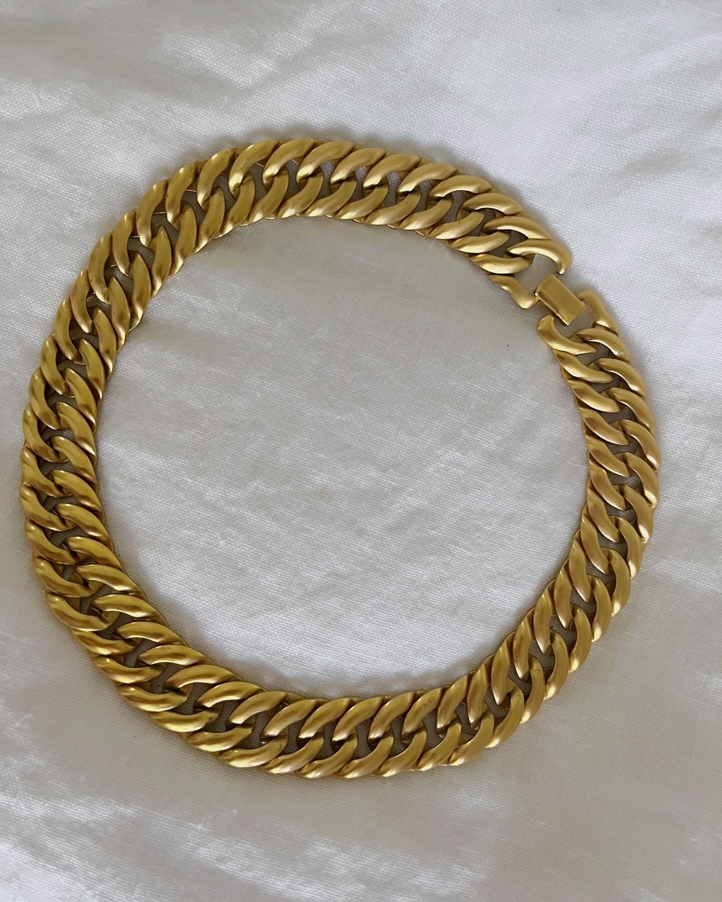 Curb link Gold Collar Necklace