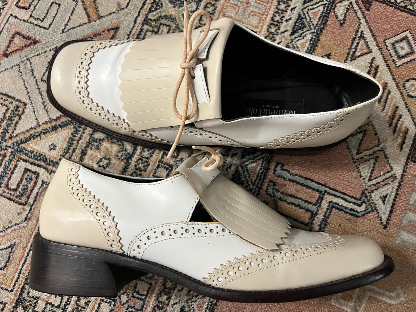 Saddle Cutout Leather Loafer Shoes| Size 7.5/8