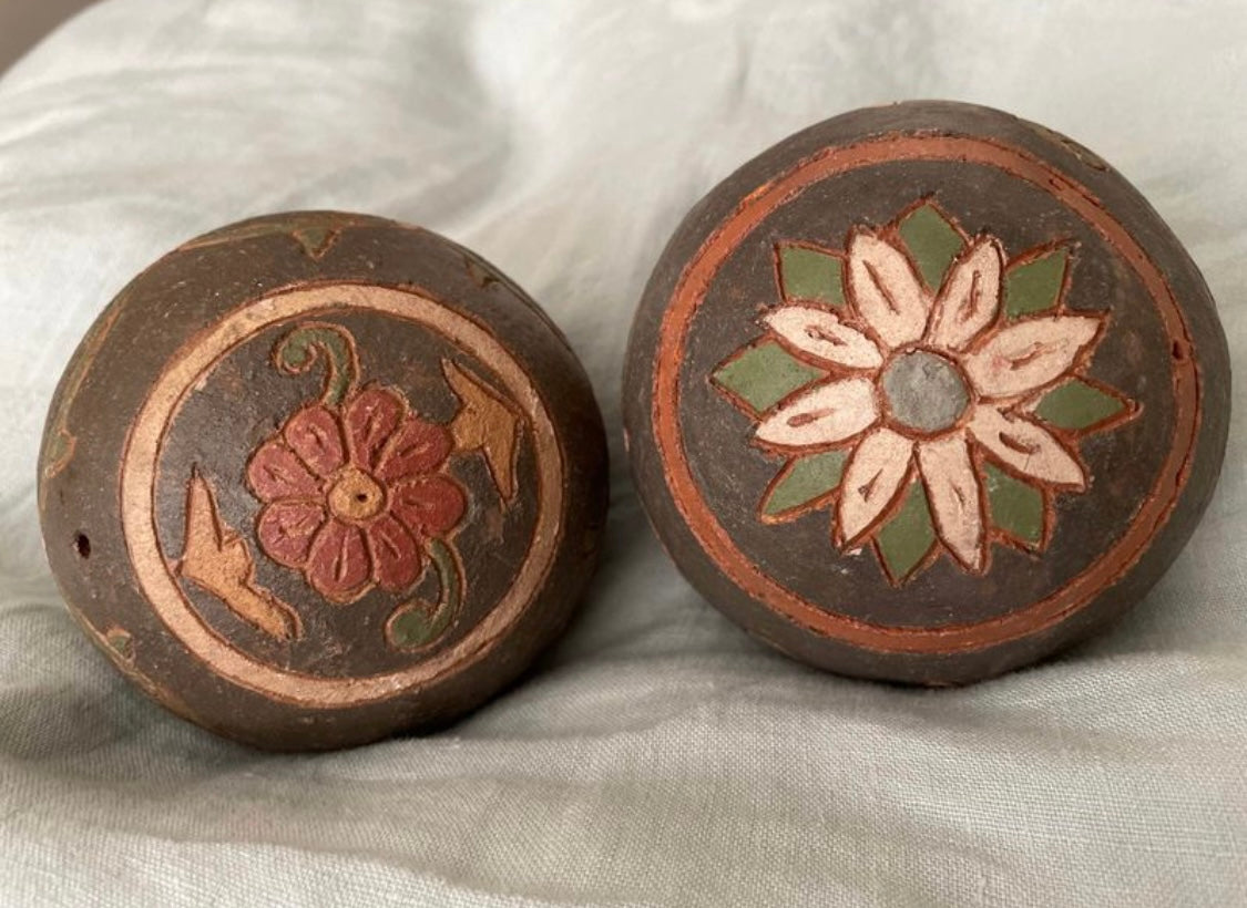 Hand Painted Pottery Decorative Balls