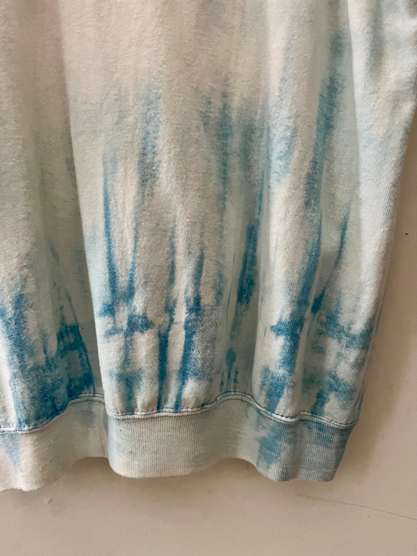 Blue Tie-Dye Short Sleeve Sweatshirt| S/M