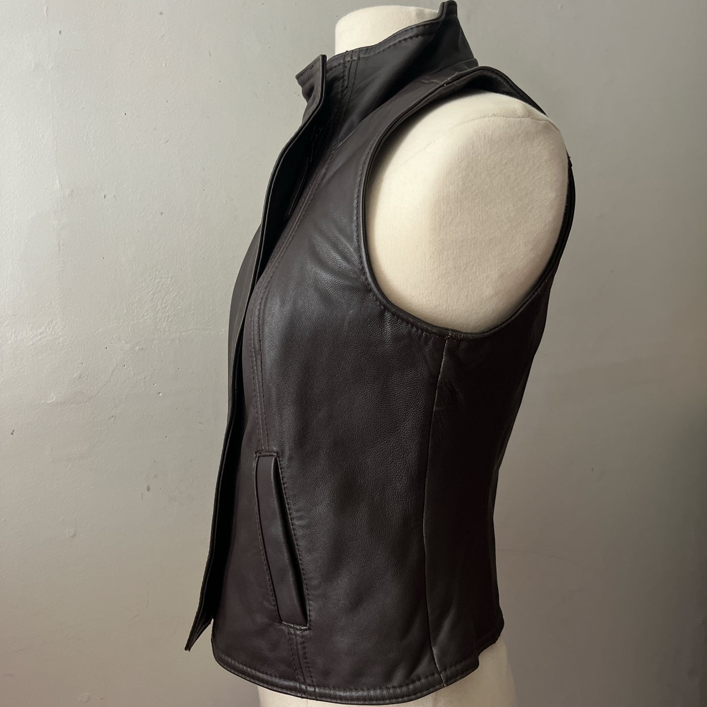 High Neck Leather Zip Vest| Medium
