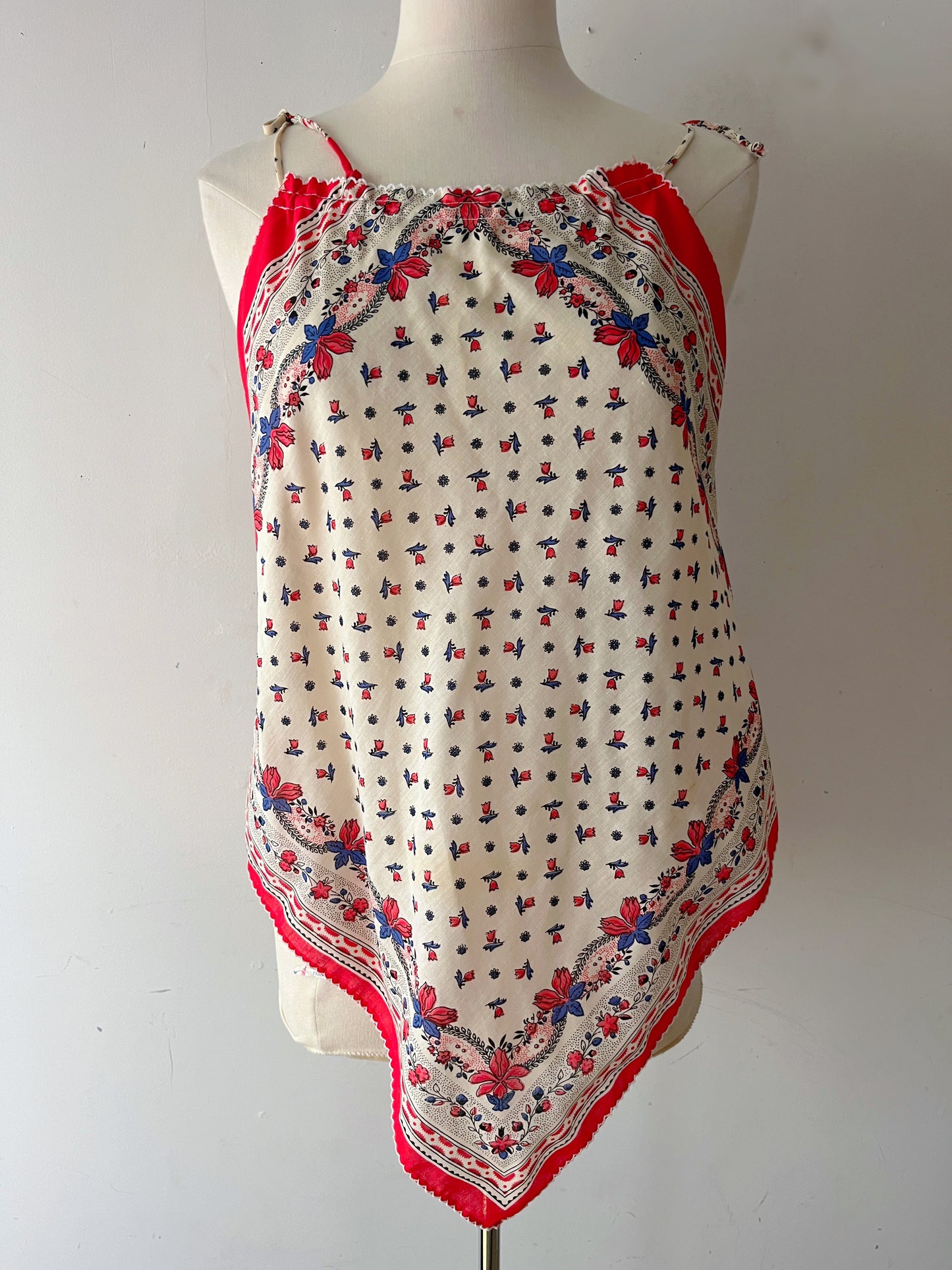 Bandana Print Handkerchief Hem Cami Top| M/L