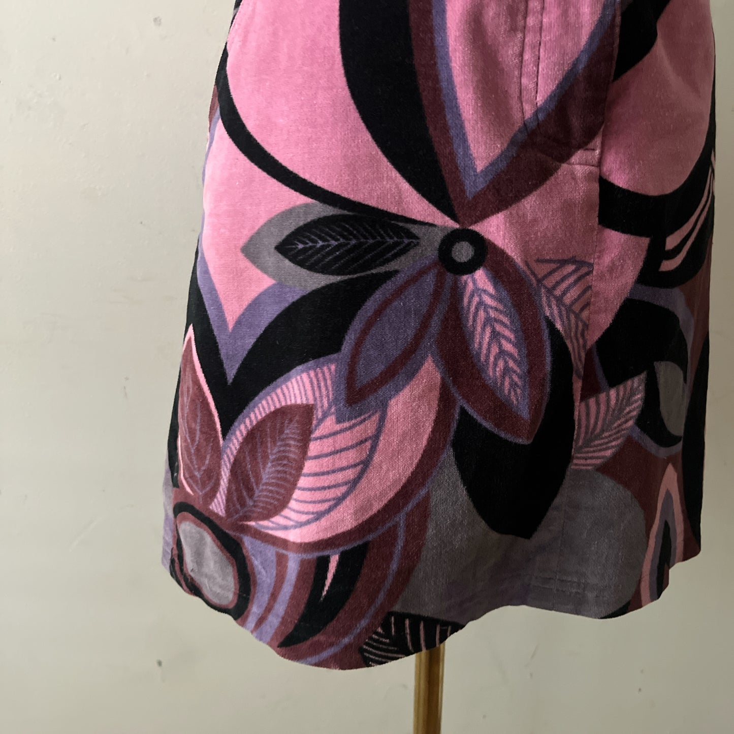 Mod Velvet Mini Skirt | Small