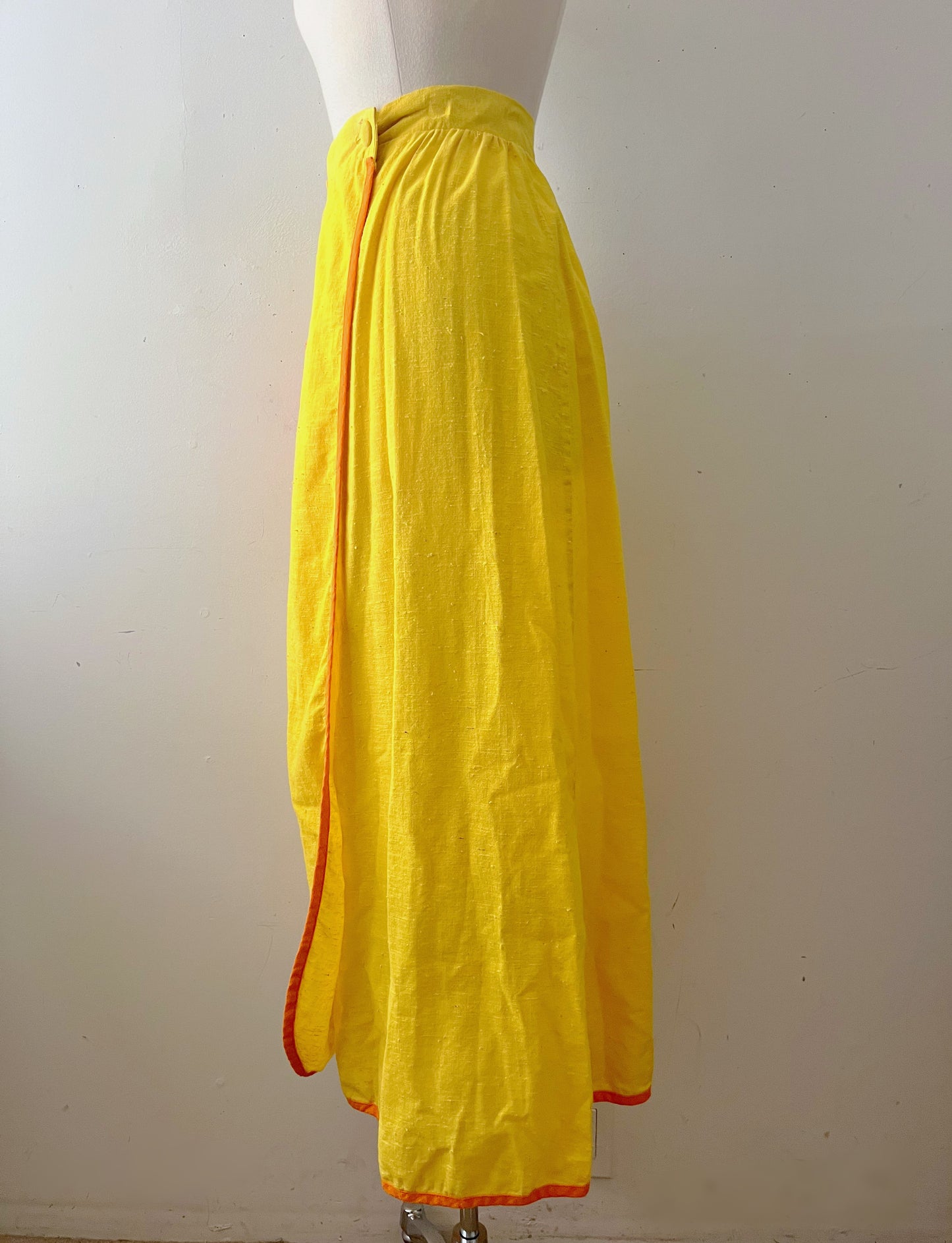 Tulip Wrap Maxi Skirt| Medium