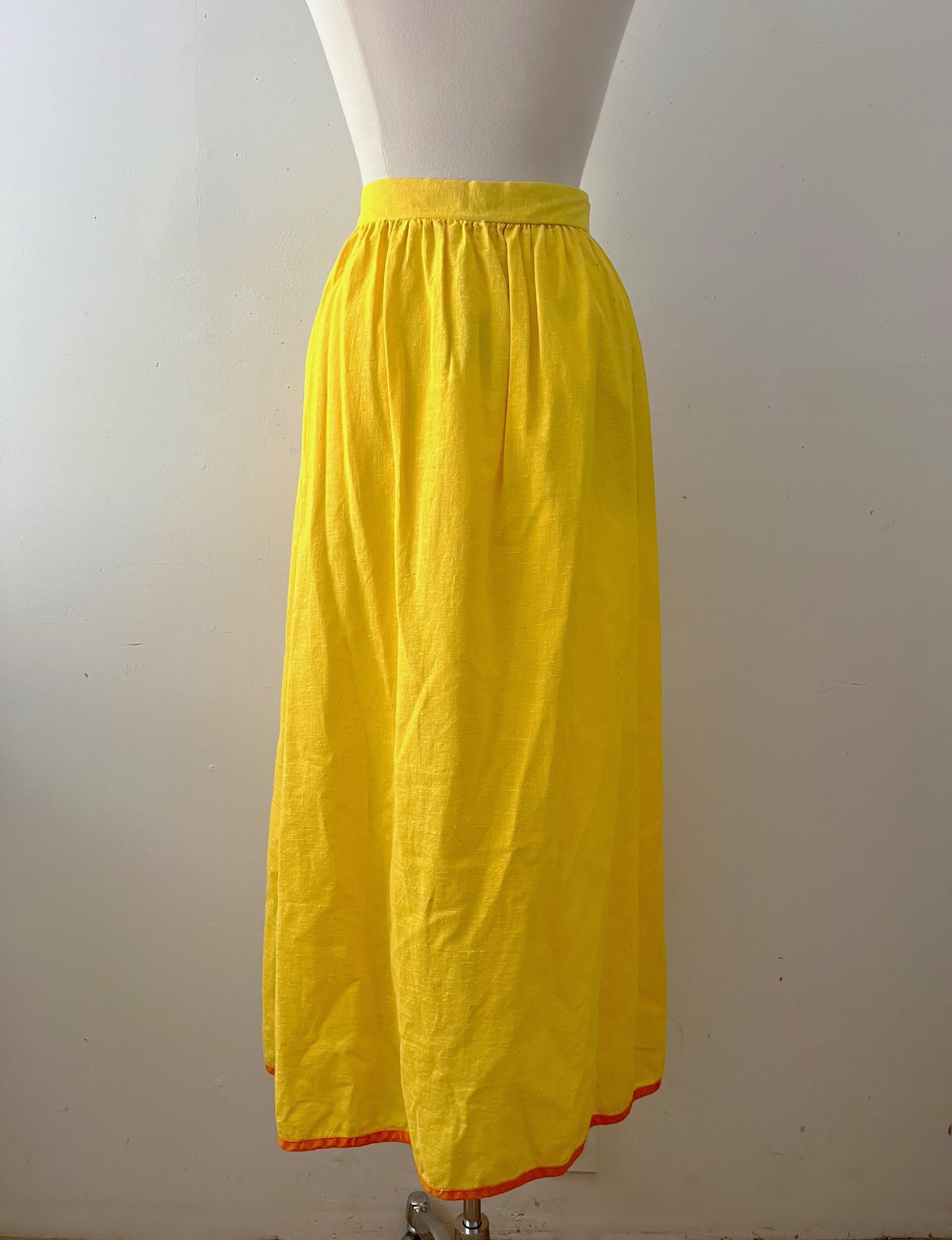 Tulip Wrap Maxi Skirt| Medium