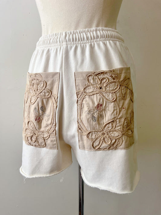 Garden Pocket Shorts| Medium