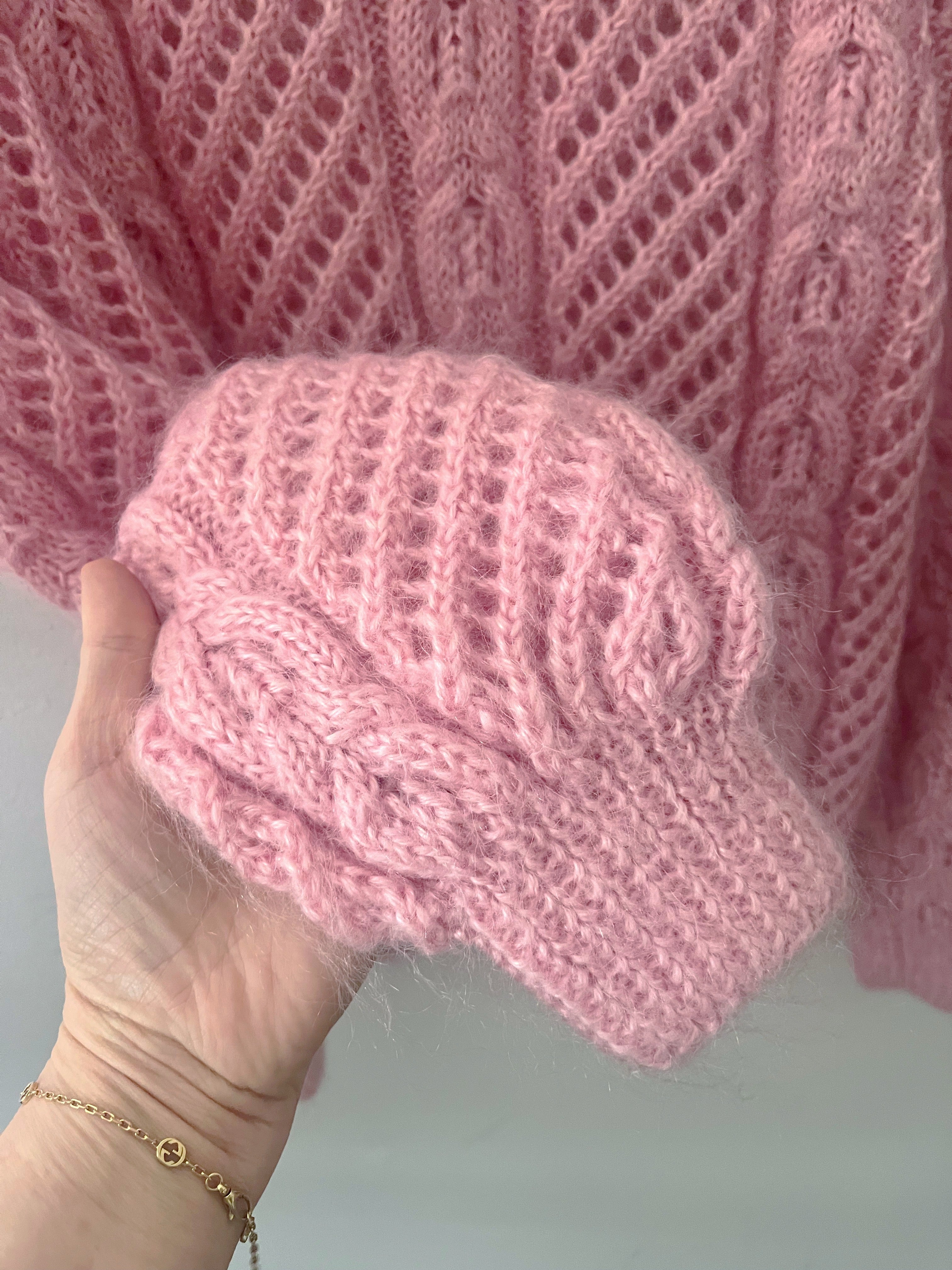 cotton candy cable knit-